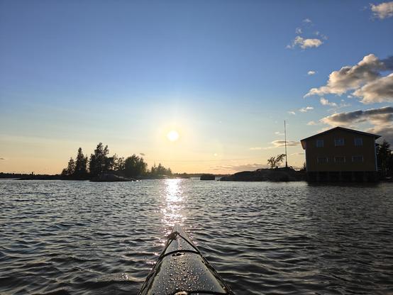 Waiting for eclipse on kayak