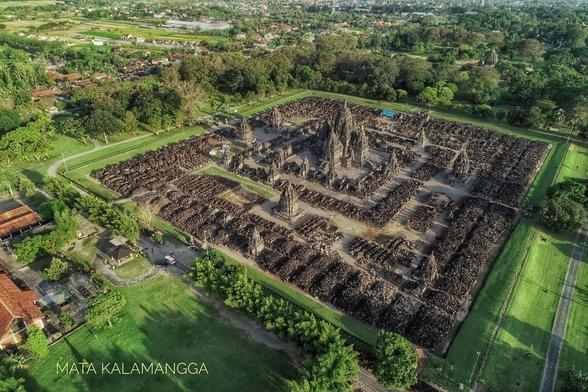 Candi Sewu, Prambanan, Central #Java, #Indonesia.
#BuddhistArt #Buddhism
