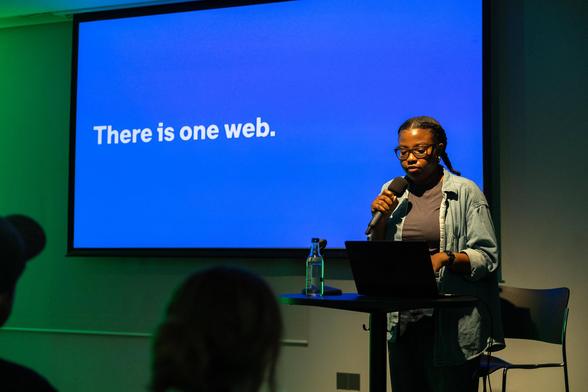 Presentation by Lola Odelola