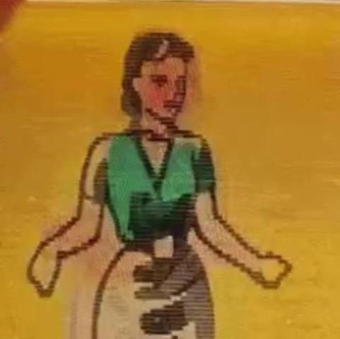 Lenticular frame: green blouse doesn't line up with right sleeve line (viewer's left)