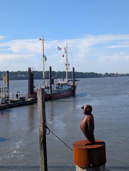 Overlooking a dock on the Elbe river in Hamburg.

Photo: Brad Rubenstein (2026)
