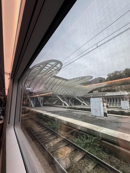 End of Liége train station. Rounded shapes in the roof mark the end.