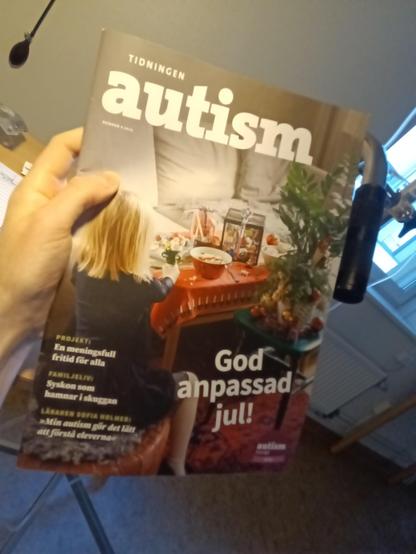 Ett nummer av tidningen autism.
God anpassad jul!
Läraren Sofia Holmer: »Min autism gör det lätt att förstå eleverna«