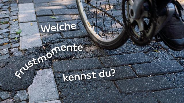 Foto eines schmalen, unebenen Radwegs. Darauf die Schrift: "Welche Frustmomente kennst du?"