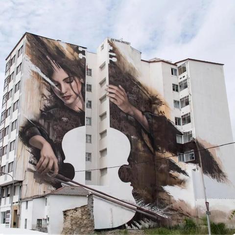 A Violonchelista de Fene by SFHIR in Fene, Spain