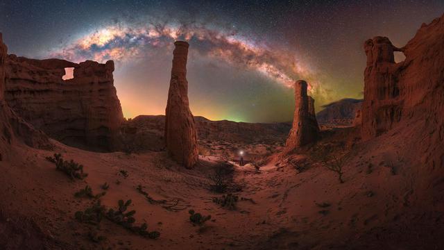 Image of the Milky Way over Las Ventanas in the Cafayate Desert, Argentina